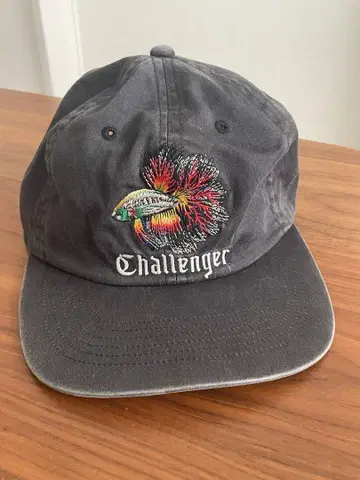 Challenger 캡