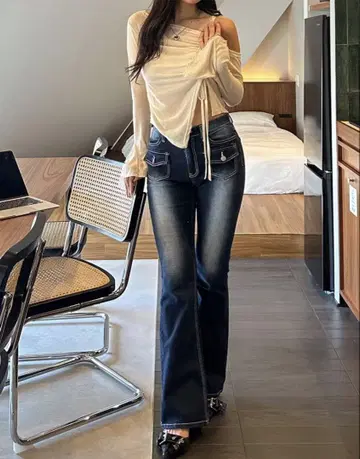프론트 포켓 부츠컷 데님 팬츠