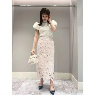 셀포드 리본 레이스 타이트 스커트