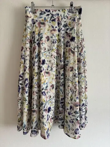 JILLSTUART 플레어 스커트 M 사이즈