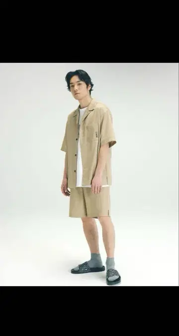 SOPH. x GU 1MW 20SS 콜라보 셋업 베이지