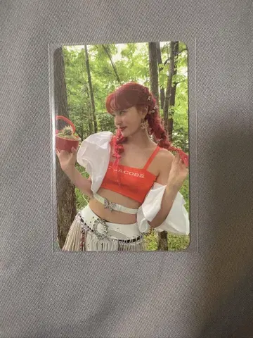 스테이씨 위 니드 러브 에버라인 윤 트레카