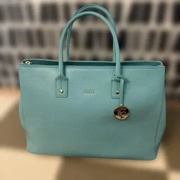 FURLA 스카이블루 핸드백 중형