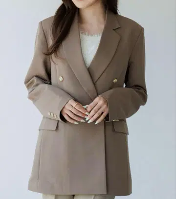 SENEE 미사용 새상품 M 사이즈 브라운 더블 브레스트 테일러드 자켓
