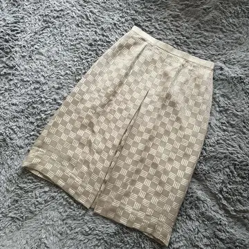 Calihndro 온워드 카시야마 미디 스커트 실크 100% 체크 L