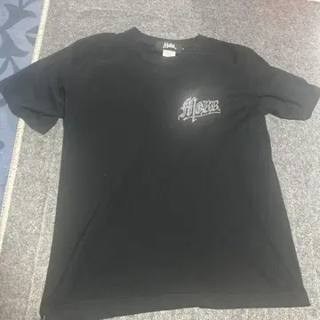 MOBB 큐빅 블랙T셔츠