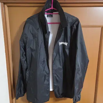 THRASHER 나일론 점퍼 (블랙)