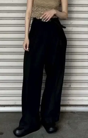 투데이풀츠 Tuck Wide Trousers 38