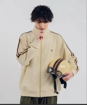 뮤에타 트랙 자켓