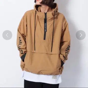 MILKFED. 하프 지퍼 나일론 자켓 베이지 S