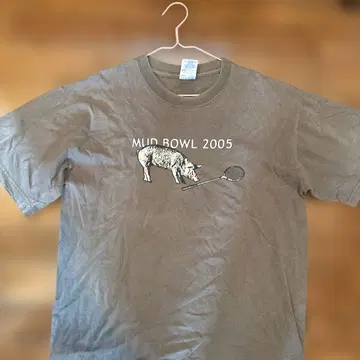 GILDAN Mud Bowl 2005 티셔츠 M 사이즈 그레이