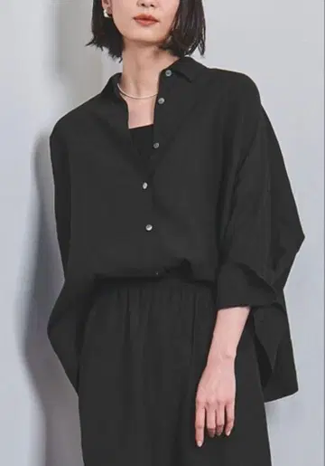유나이티드 애로우즈 돌먼 슬리브 린넨 셔츠 블랙