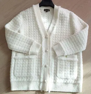 DRAWER 새상품급 2024년 블랙 복슬복슬 가디건