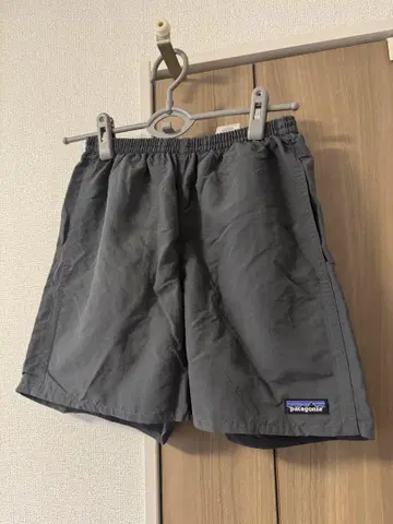 Patagonia 그레이 숏팬츠