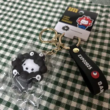 [ 포차코 ] 만박 한정판 산리오 블랙미야쿠미야쿠 변신 키링