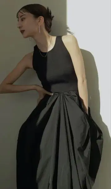 louren docking cocoon dress 롱 원피스