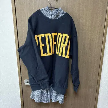 BEDFORD 프린트 맨투맨 레이어드