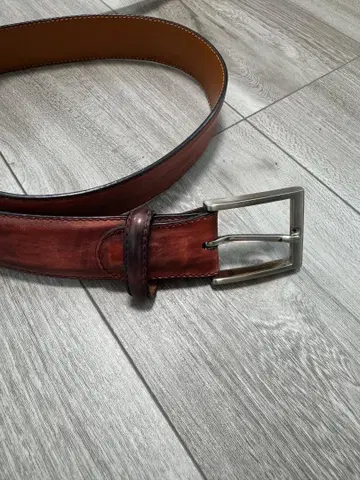MAGNANNI 브라운 가죽 벨트 105