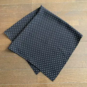 새상품 SALE 흑백 도트 스카프 VIVAYOU 프렌치