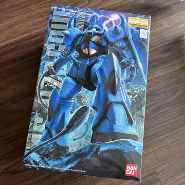 [ MG ] [ 1/100 ] MS-07B 구프 Ver.2.0