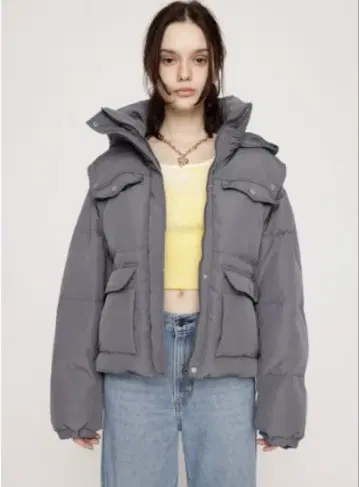 그레이 후드 부착 숏 다운 자켓