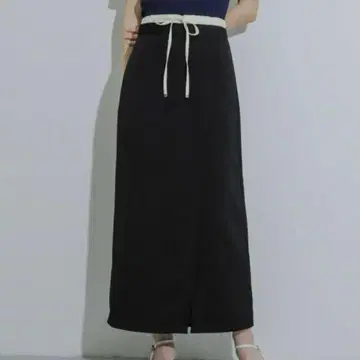 드로스트 디자인 타이트 스커트