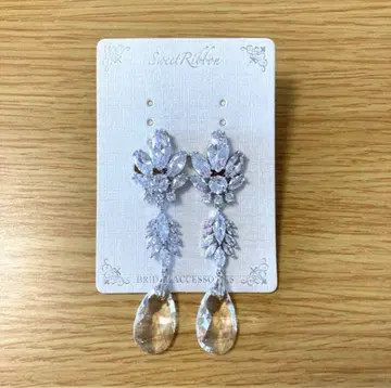 Sweet Ribbon 스와로브스키 크리스탈 브라이덜 귀찌