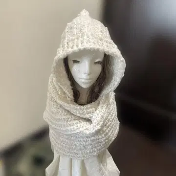 crochet 모헤어 느낌의 포근한 후드 머플러 연한 그레이빛 화이트