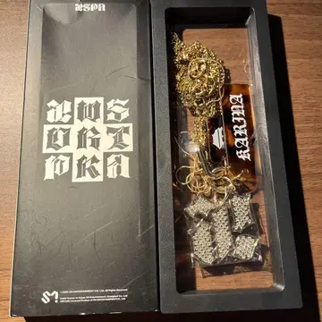 aespa DirtyWork 중국 팝업 목걸이 카리나 트레이딩 카드 없음