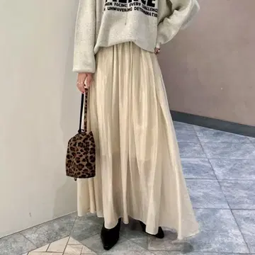 Spick & Span 시어 플레어 스커트 베이지 사이즈 38