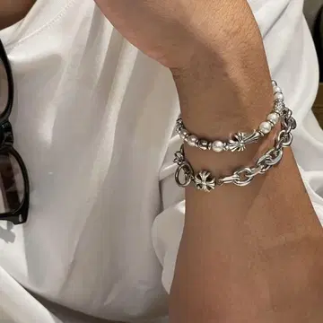 럭셔리 남성 패션 가을 코디 실버 팔찌 아메카지 A