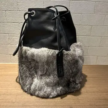 MARCO MASI 마르코 마시 버킷형 숄더백