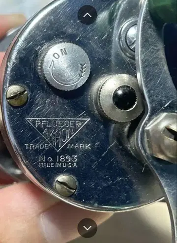 PFLUEGER akron 아크론 플루거 다이렉트 릴