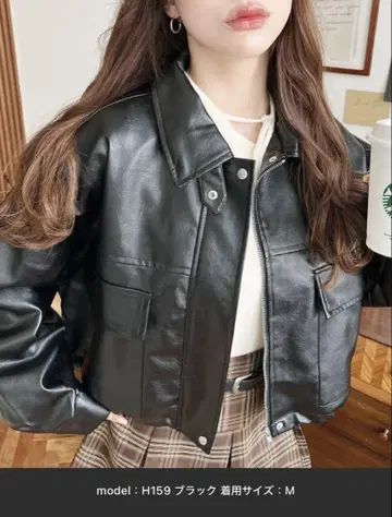 새상품 moment 2WAY 컬러 숏 기장 인조 가죽 블루종 블랙
