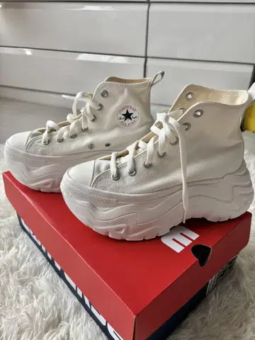 Converse All Star 통굽 하이컷 스니커즈