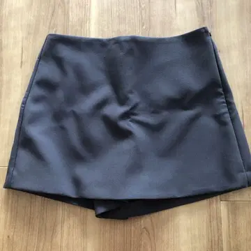 ZARA 미니 스커트