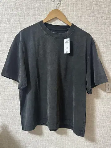 Abercrombie & Fitch 다크 그레이 T셔츠 M 사이즈