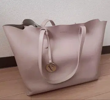 FURLA 훌라 토트백 샐리 Sally M