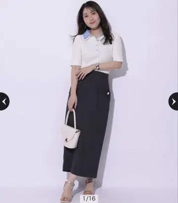 포켓 디테일 타이트 스커트