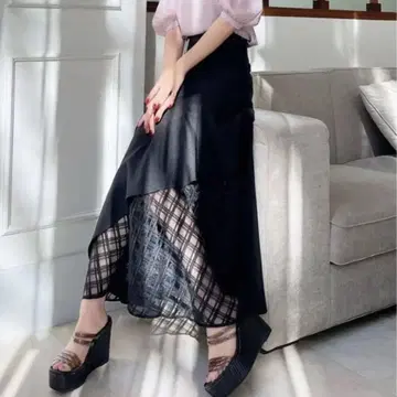 RESEXXY 시어 체크 비대칭 스커트