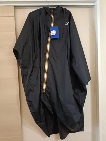 K-WAY 블랙 레인코트 K31161W 사이즈 S
