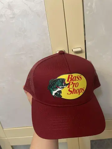 Bass Pro Shops 메쉬 캡 카디널