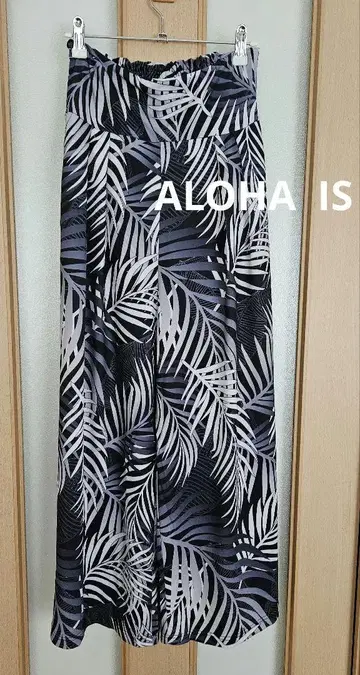 [ 미사용 새상품 ] ALOHA IS 하와이안 와이드 팬츠 리프 블랙 M