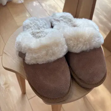 EMU 슬립온 24