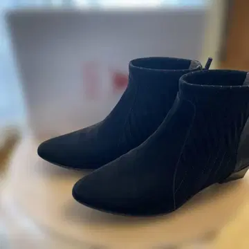 fitfit 블랙 콤비 숏부츠 23.5cm