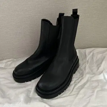 블랙 사이드 고어 부츠 통굽