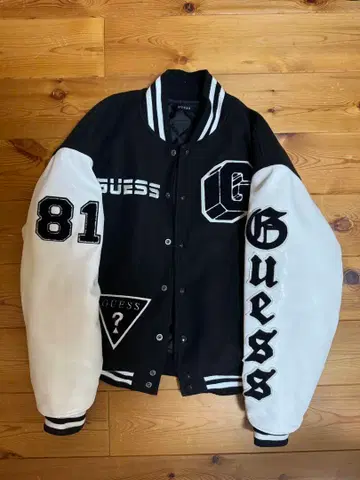 GUESS 바시티 자켓 짧은 기장 즉시 구매 ok