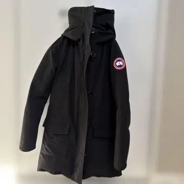 Canada Goose 블랙 다운 자켓
