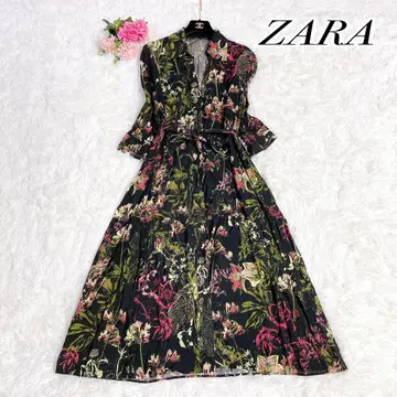 새상품급 ZARA 자라 롱 기장 벨트 포함 꽃무늬 원피스 L 블랙