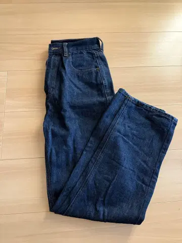 다크 블루 스트레이트 데님 S 사이즈